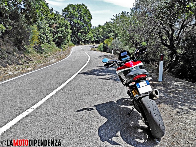 SS92 Laurenzana in Basilicata: come ubriacarsi di curve e tornanti. SS92 Laurenzana in Basilicata: come ubriacarsi di curve e tornanti.